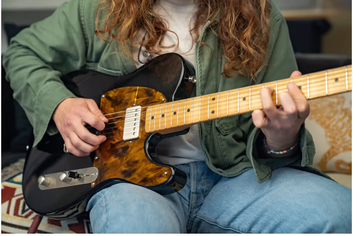 Country Guitar Chords: 15 Chords To Know